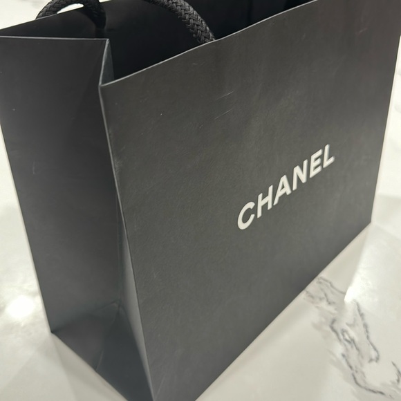 Chanel Designer Bag & Ribbon - Picture 9 of 11